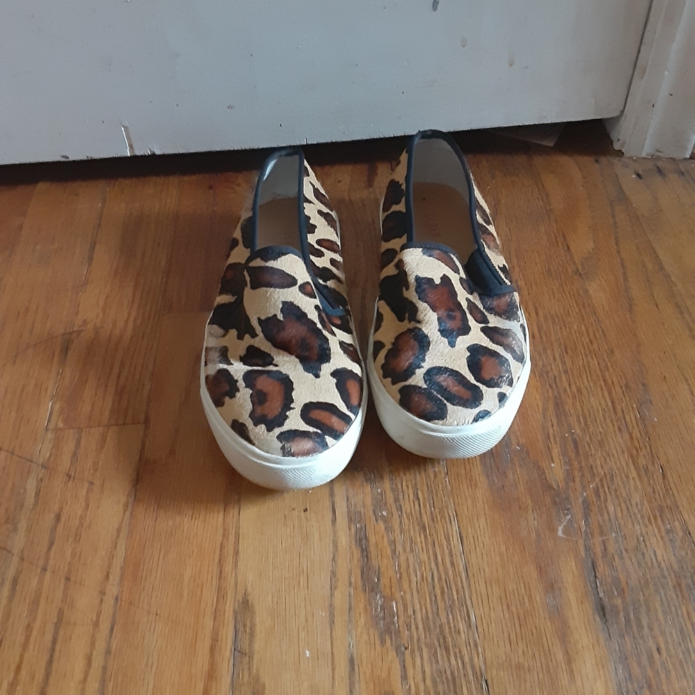 Slip ons